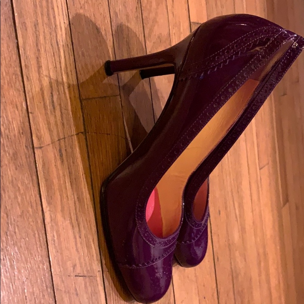 Shoes - Picture 2 of 2